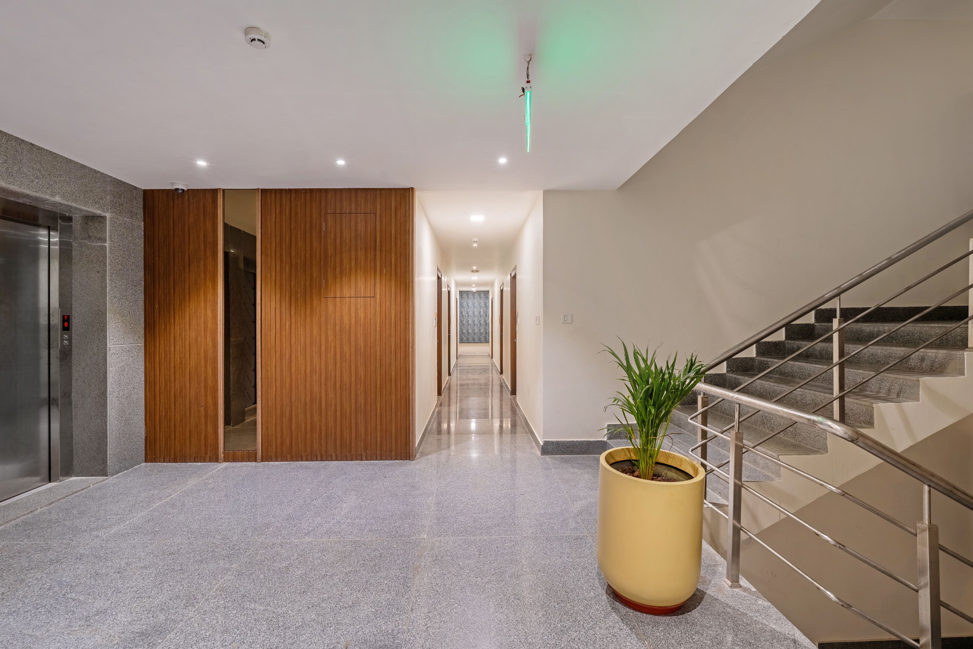 Foto - Eminent Suites and Apartments