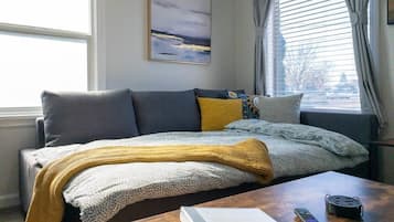 1 bedroom, iron/ironing board, travel crib, WiFi