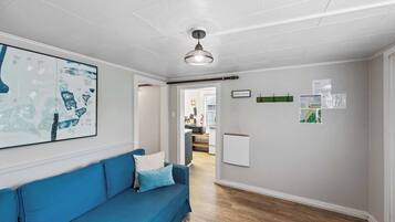 TV, offices
