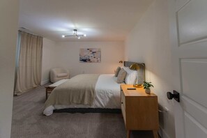 5 bedrooms, iron/ironing board, travel cot, WiFi