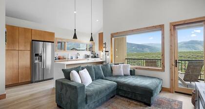 Unforgettable Mountain Escape + Waffles!