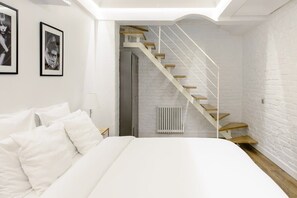 1 bedroom, iron/ironing board, WiFi, bed sheets - Duplex cinéma face au Parc des Expositions (Paris)