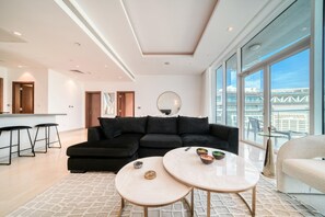 Apartment, Smoking | 3 bedrooms - Palm Living Modern Luxury Mediterranean Vibes (Dubai)