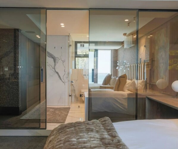 Apartment, 3 Schlafzimmer, barrierefrei, Balkon | Badezimmer