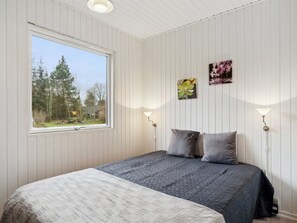 3 bedrooms, Internet