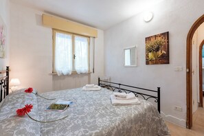 2 quartos, Wi-Fi de cortesia, roupa de cama