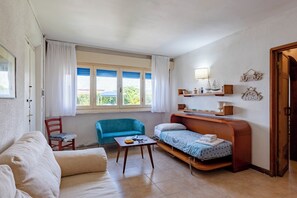 21-Zoll-Flachbildfernseher mit Kabelempfang, Fernseher