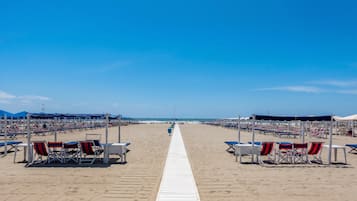 Family Apartment, 2 Bedrooms, Sea Facing (La Casina Del Pescatore On the Beach) | Beach | On the beach
