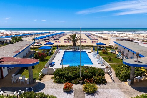 La Casina Del Pescatore On the Beach