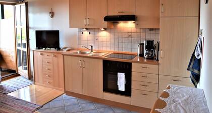 Nr. 3 Ferienwohnung, 38 qm Obergeschoss, 1 separates Schlafzimmer