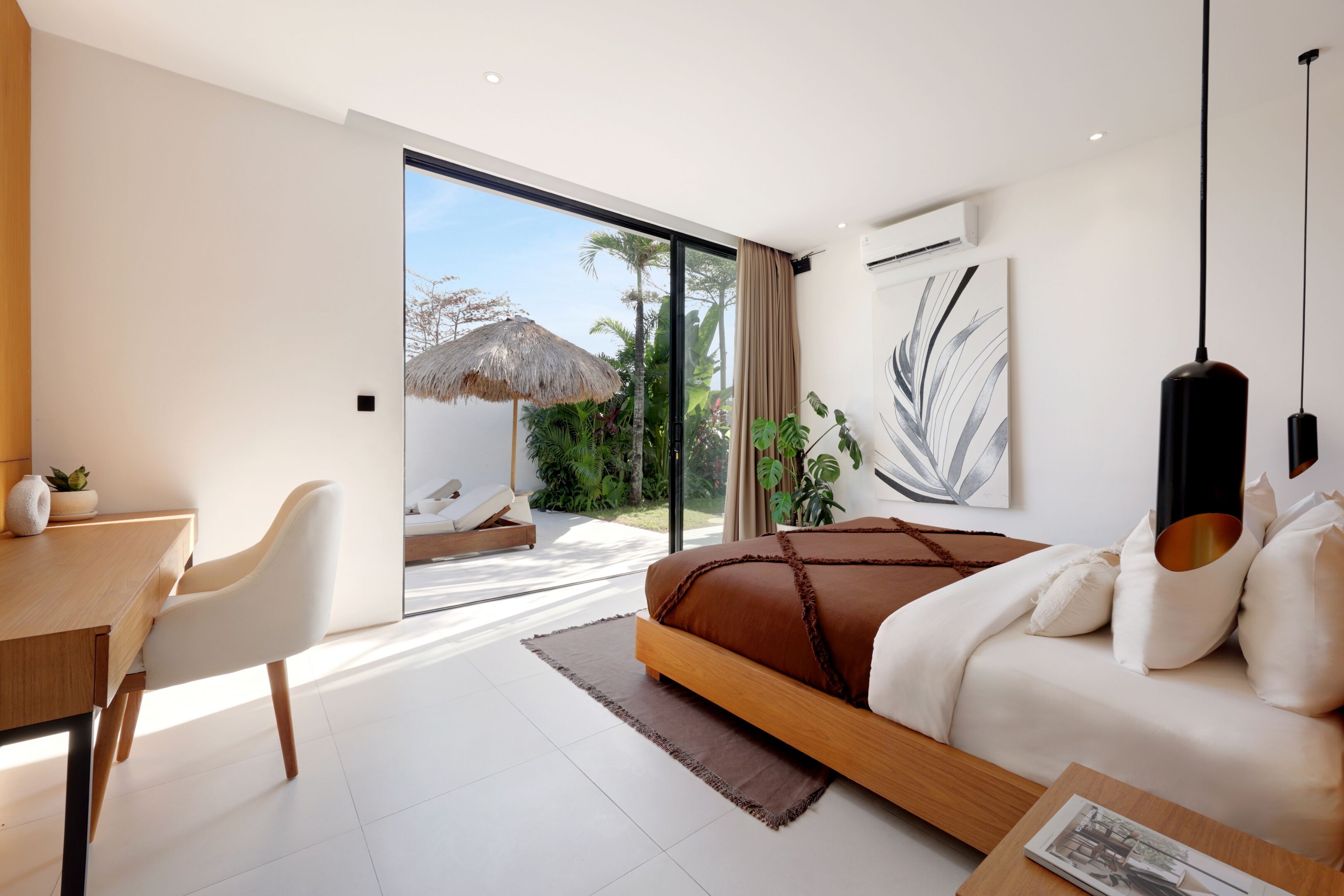 Villa de lujo | 3 dormitorios, caja fuerte, escritorio y cortinas opacas