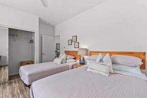 3 Schlafzimmer, Schreibtisch, Bügeleisen/Bügelbrett, kostenloses WLAN
