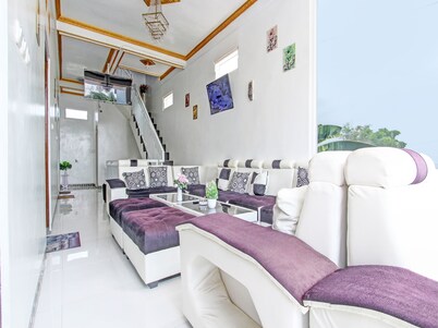 Hotel O Wisma Ratu Syariah