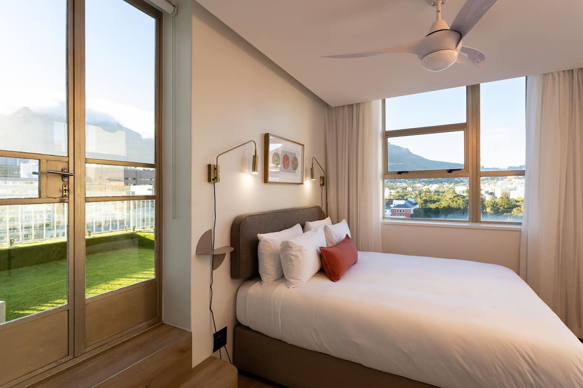Superior Suite | City view