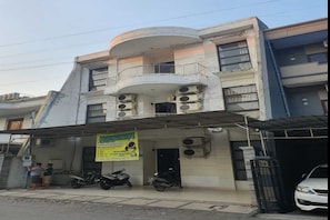 Fachada da propriedade