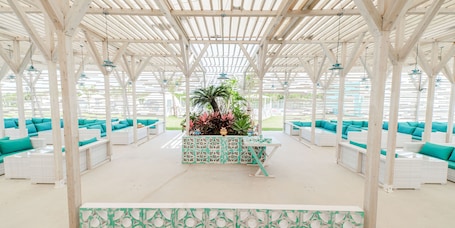 Área de parrillas y picnic