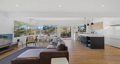 TREETOPS AT COPACABANA | Accom Holidays