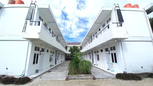 Hotel O Pondok Anie SyariahNearJembatan Siak