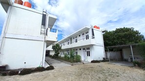Front of property - Hotel O Pondok Anie SyariahNearJembatan Siak (Pekanbaru)