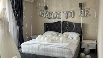 1 bedroom, individually furnished, free WiFi, bed sheets