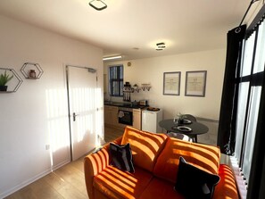 TV