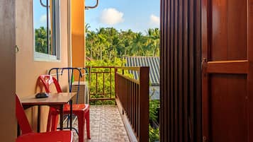 Standard Suite F1 | Balcony