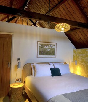 4 soverom, strykejern/-brett, reiseseng for barn og wi-fi (inkludert)