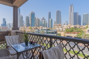 Outdoor dining - Bellavista - Extravagant - Yansoon2 - Full Burj Khalifa Fireworks View - BV 01-4 (Dubai)