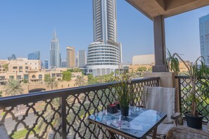 Outdoor dining - Bellavista - Extravagant - Yansoon2 - Full Burj Khalifa Fireworks View - BV 01-4 (Dubai)