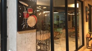 Lobby - LOL B&B (Magong)