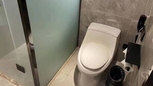 Kamar Double Bisnis | Kamar mandi | Shower, pancuran hujan,  dan perlengkapan mandi desainer