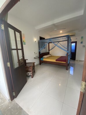 1 غرفة نوم ومكواة/لوح كي وواي فاي وملاءات أسرّة