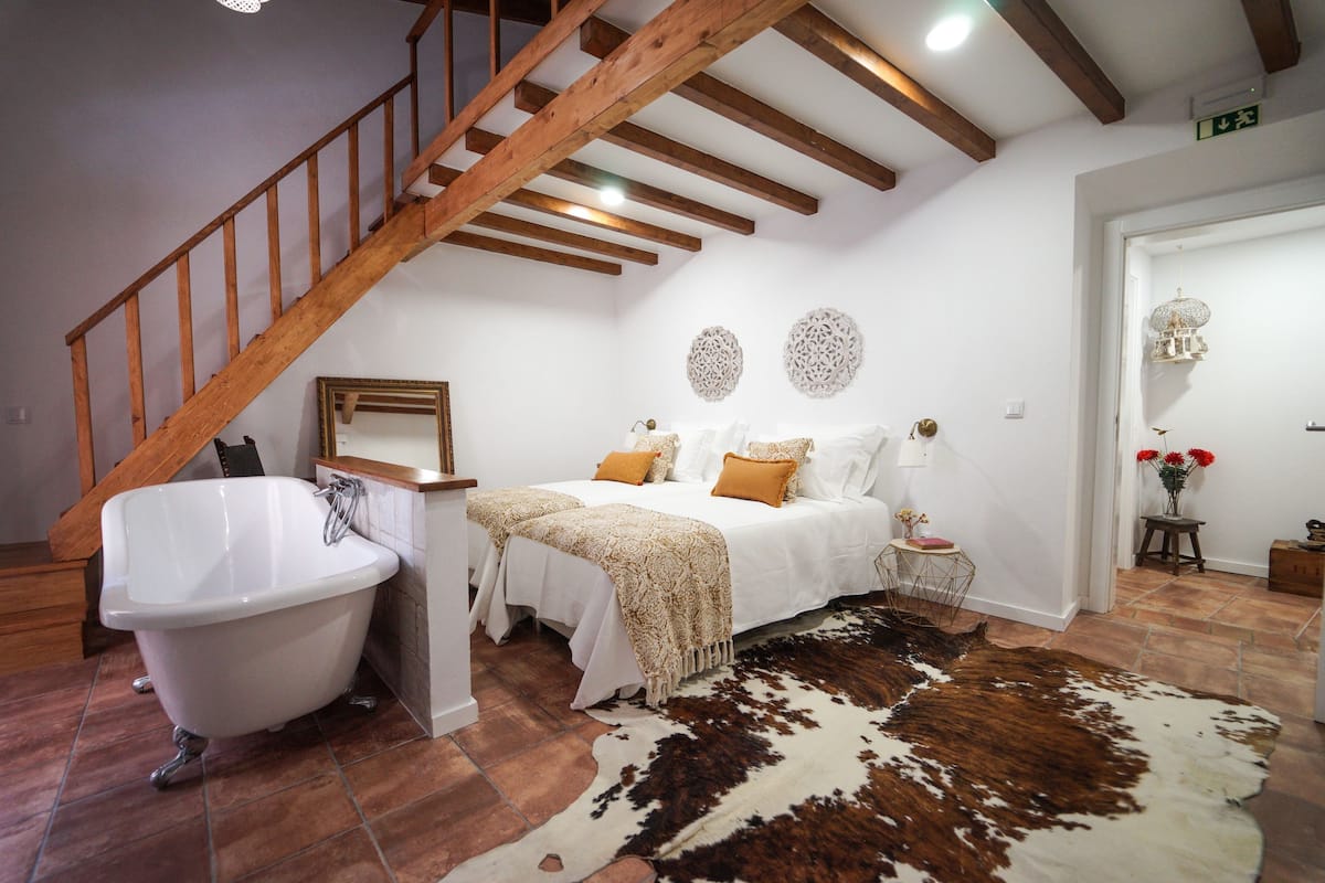 Luxury Room | 1 bedroom, free WiFi
