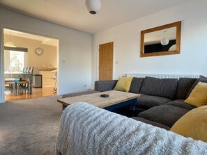 Een smart-tv en videogames