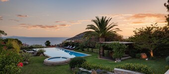 Villa Valli Athenian Riviera