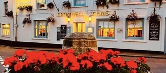 Cromwell Arms