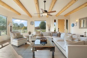 Imagen sin descripción, 3 de 55, botón