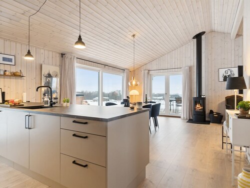 "Ferdine" - 1.5km from the sea by Interhome