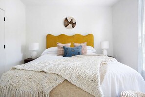 1 chambre, fer et planche à repasser, Wi-Fi, draps fournis