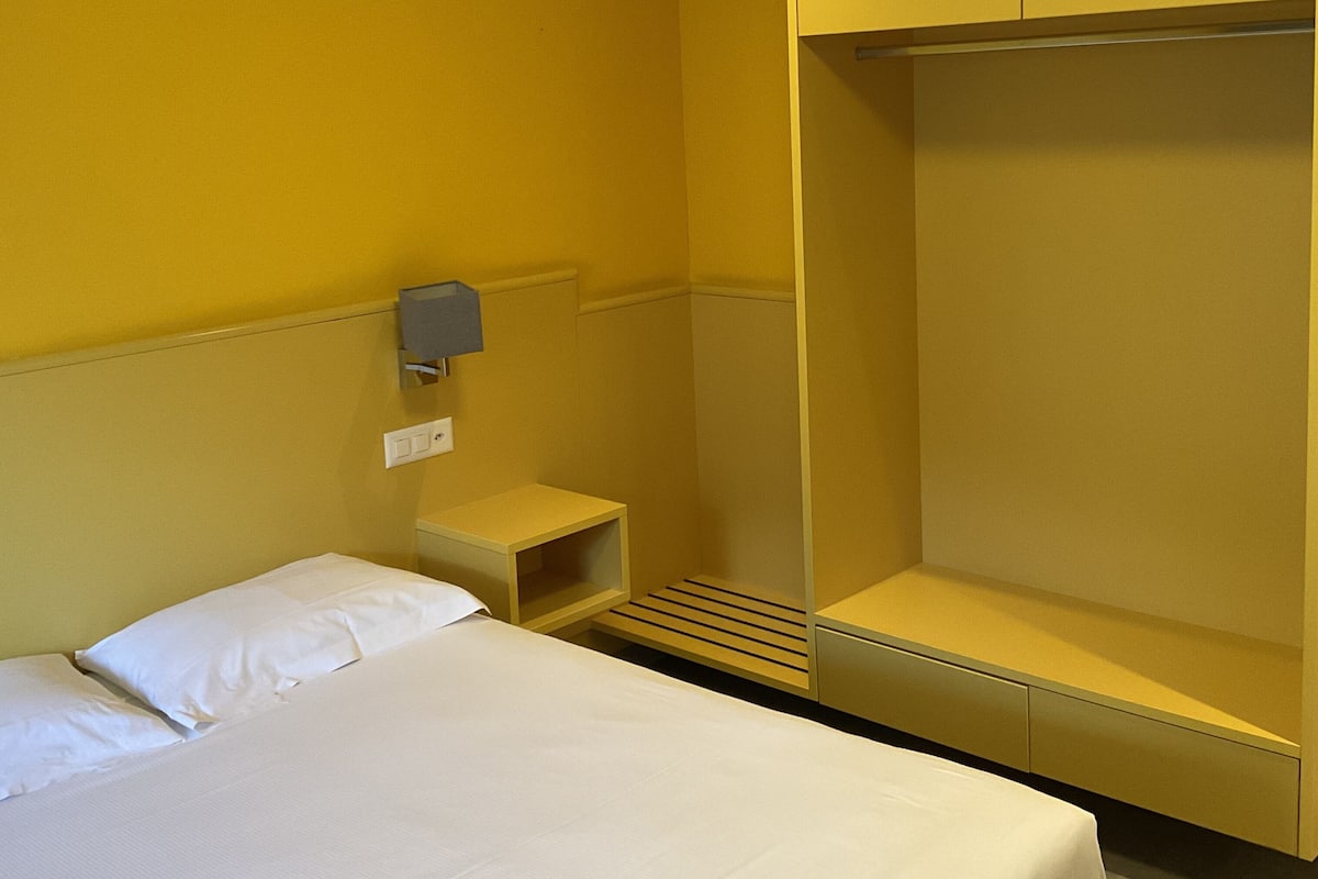 1 camera, biancheria da letto di alta qualità, copriletto in piuma