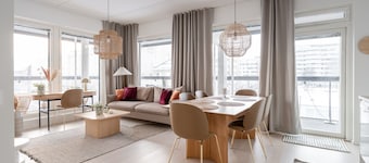 New 2BR Apt with Balcony, Sauna & Great Location