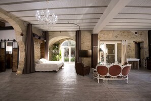 2 soverom, strykejern/-brett, wi-fi og sengetøy