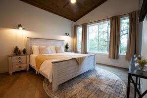 6 chambres, fer et planche Ă repasser, Wi-Fi, draps fournis