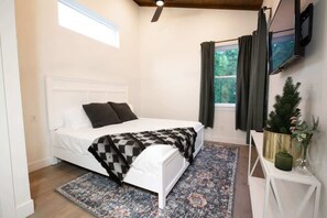 6 chambres, fer et planche Ă repasser, Wi-Fi, draps fournis