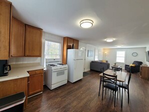 Interior - Private Getaway In Midtown 2bedroom- SLEEP 5 (Atlanta)