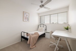3 bedrooms, desk, iron/ironing board, travel cot