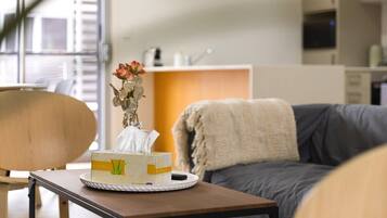 TV, offices