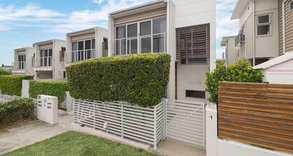 Netflix,Peaceful 3BR Morningside Gem: Cozy Retreat