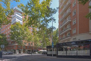 Exterior - Housing Castellana by Sharing Co (Madrid)