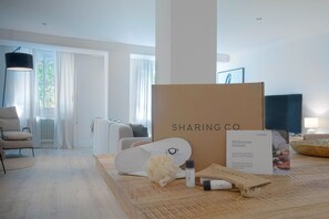 Interior - Housing Castellana by Sharing Co (Madrid)